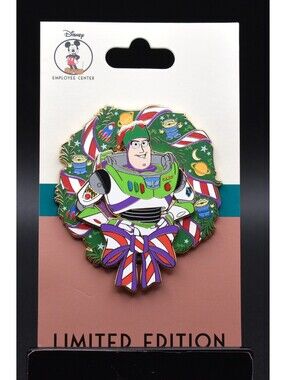 Disney Buzz Lightyear DEC Christmas Holiday Wreaths Toy Story LE 400 2022 Pin C7